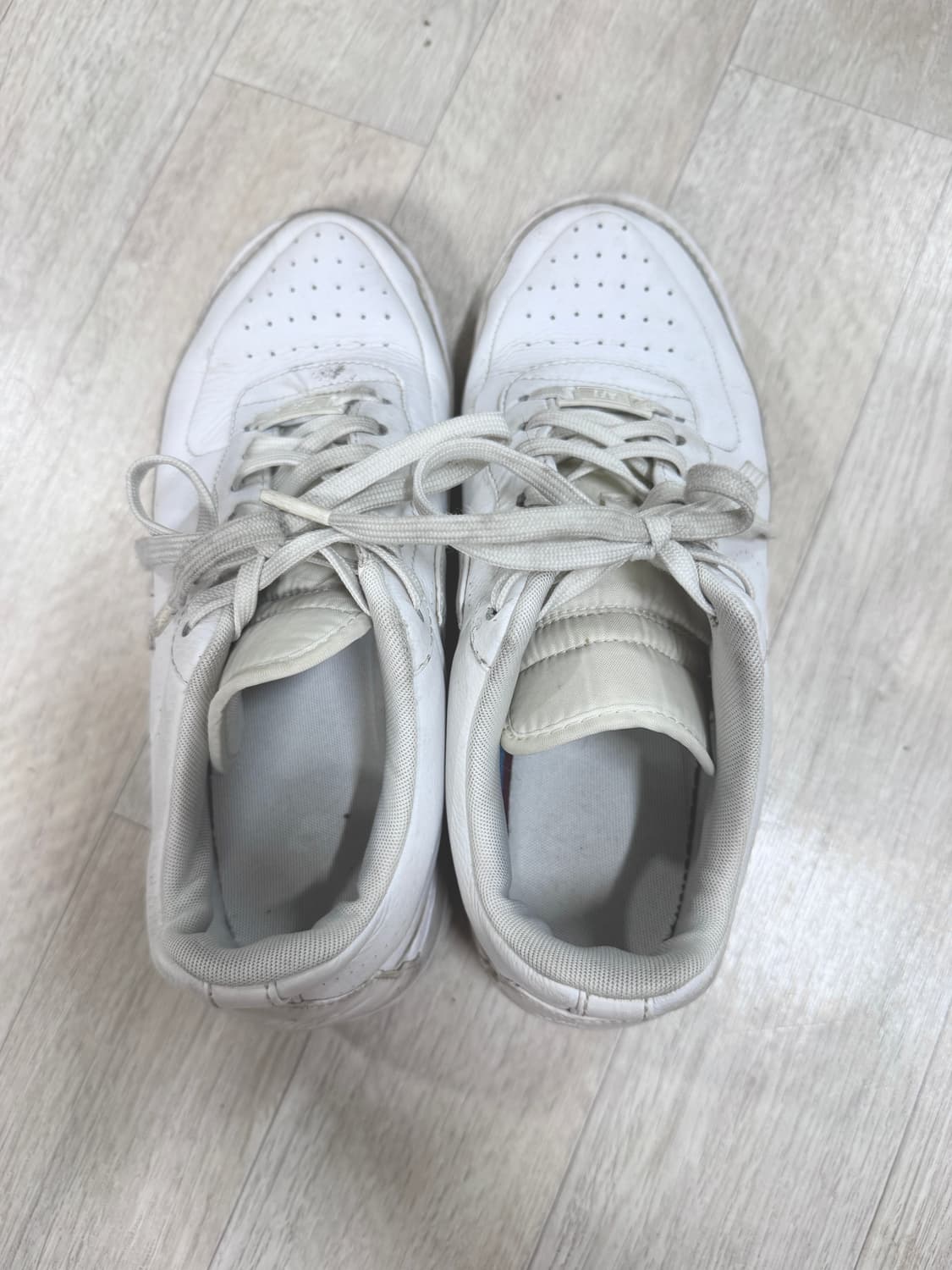 나이키 에어포스1 제스터XX 트리플 화이트 270 상품이미지1