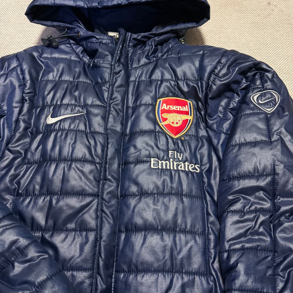 나이키 아스날 경량패딩 자켓 상품이미지2