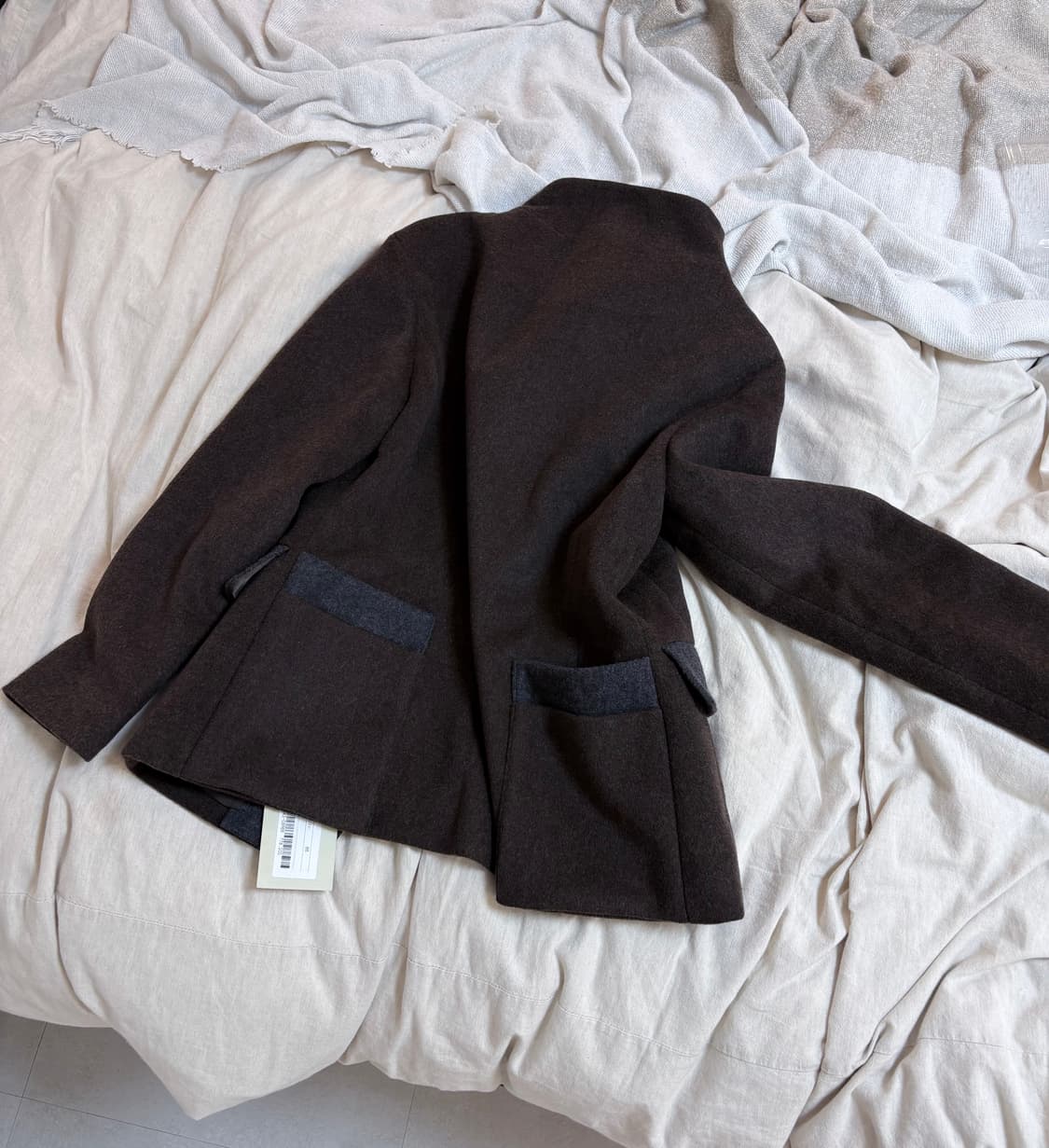 JB리파인 하이넥 자켓 새제품 (정가78만원,택잇음, 착샷o) 상품이미지8