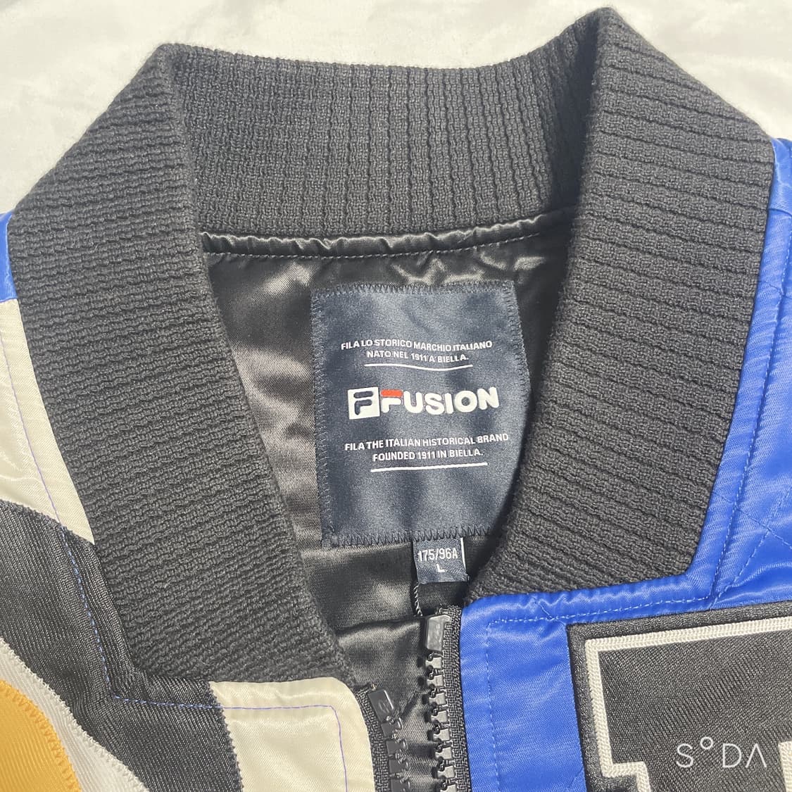 휠라 퓨전 라이프 패치 코치자켓 L 상품이미지2