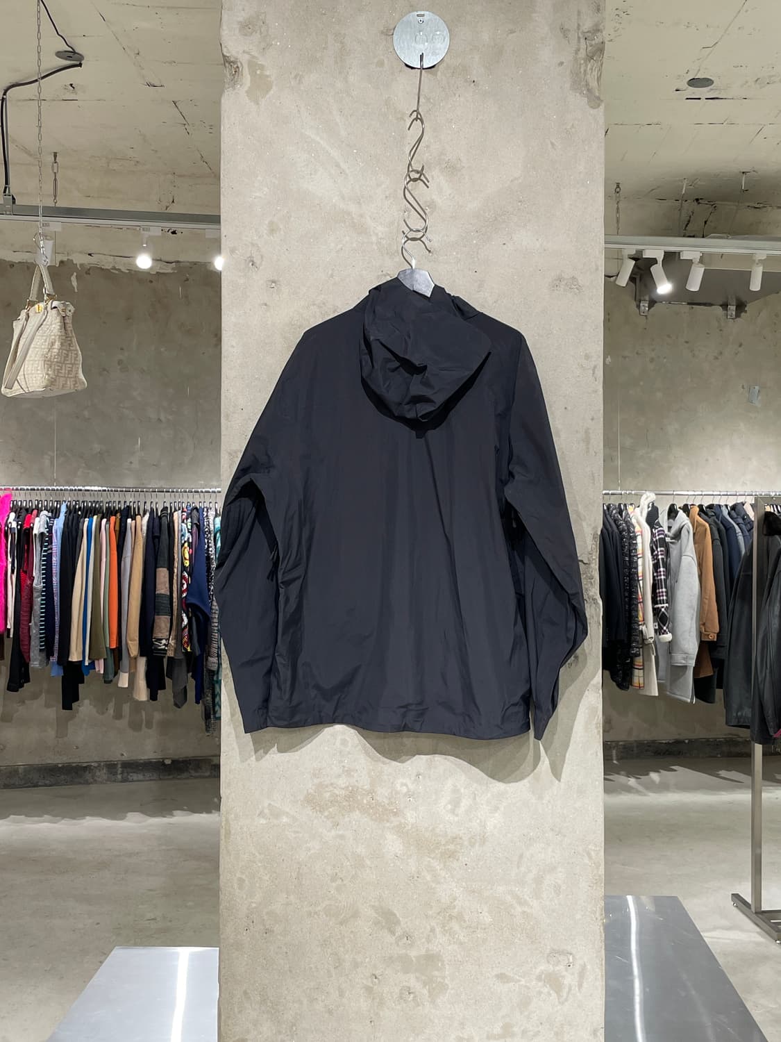 엘엘빈 블랙 마운틴 벤틸레이션 나일론 윈드 브레이커 상품이미지6