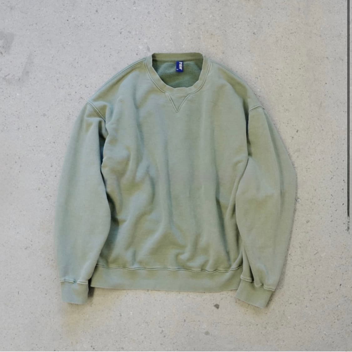블라인드파일즈 스웻셔츠 세이지 그린 2사이즈 상품이미지1