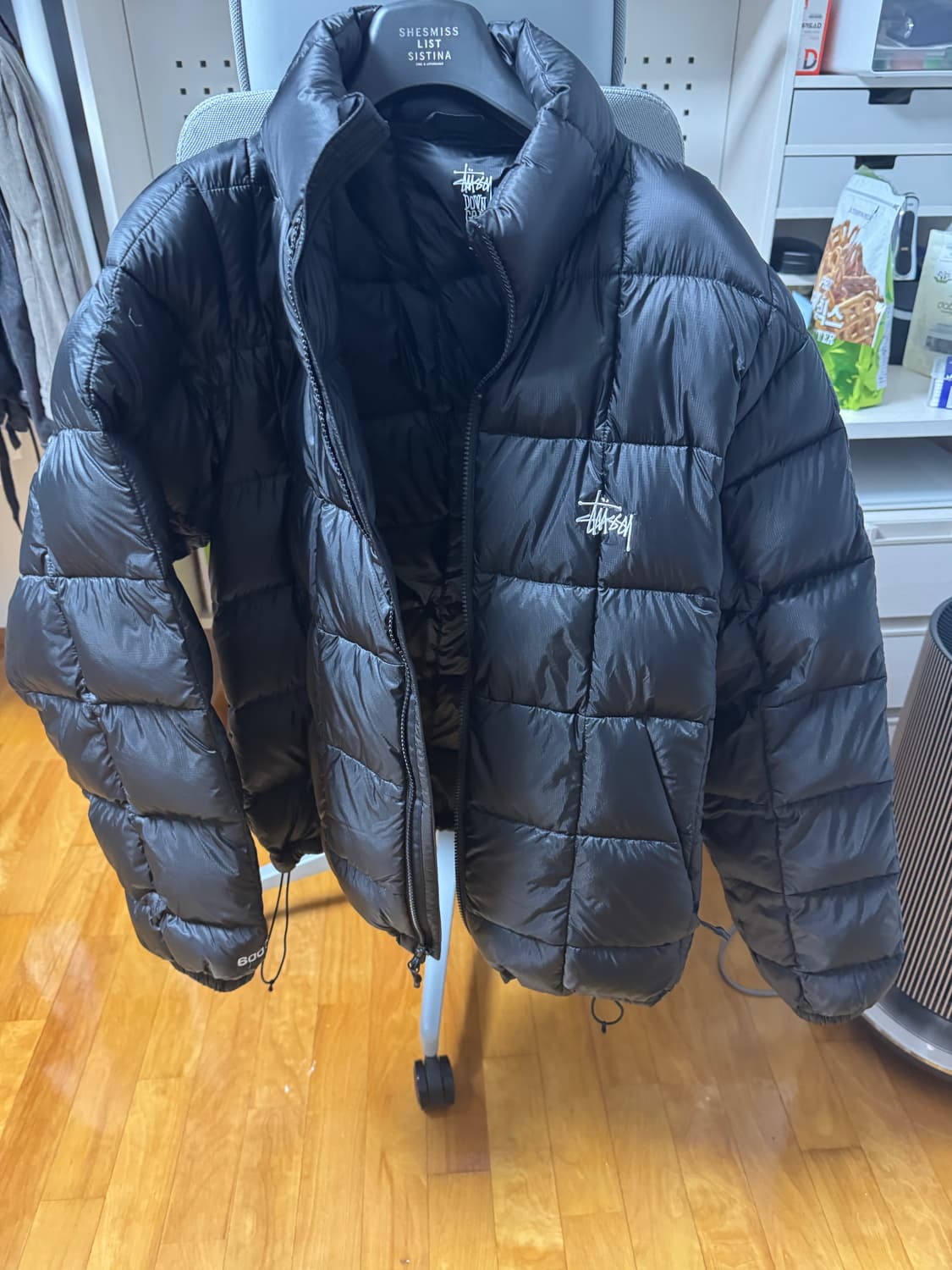 스투시 미드웨이트 퍼퍼 블랙 패딩 L 무광 상품이미지2