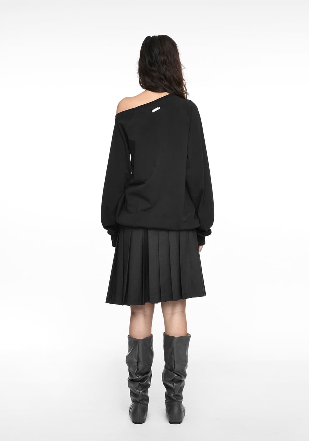 나체 pinched 롱슬리브 0사이즈 원숄더 상품이미지3