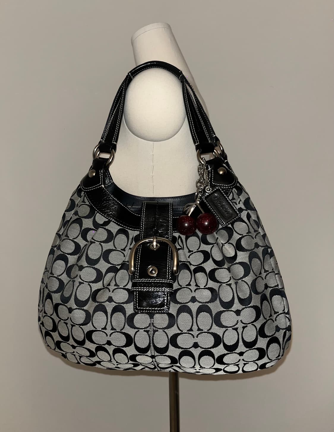 🎉BLACK FRIDAY🎉 Coach b&w bag 상품이미지1