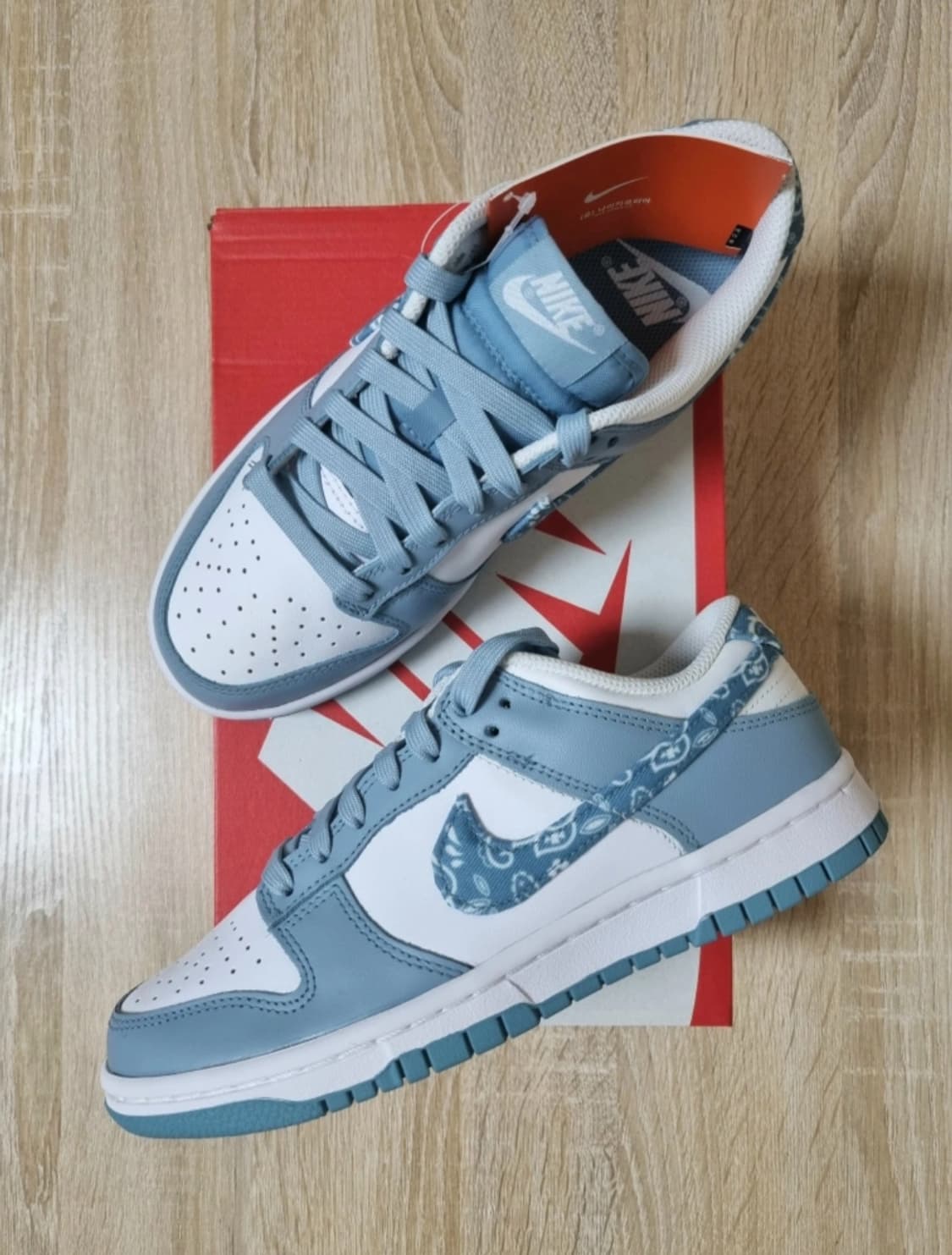 [235]나이키 덩크 로우 에센셜 블루 페이즐리 상품이미지1