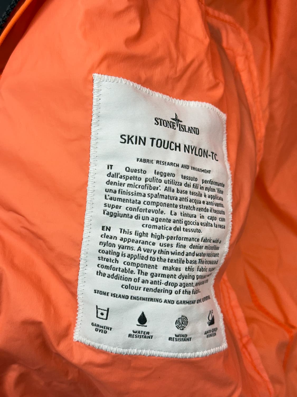 [M] 스톤아일랜드 스킨터치 나일론 봄버 자켓 상품이미지5