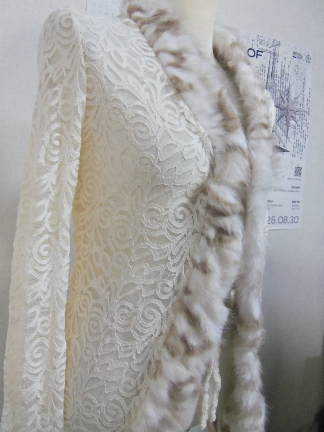 Lace Fur Trim Cardigan 상품이미지4