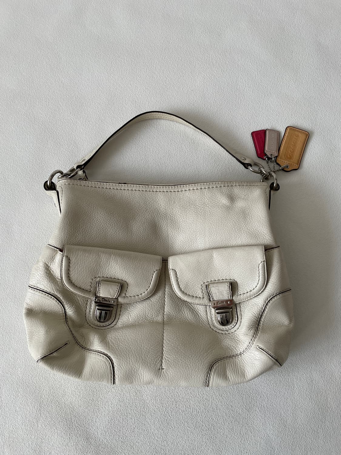 코치(COACH) 레더 숄더백 상품이미지2