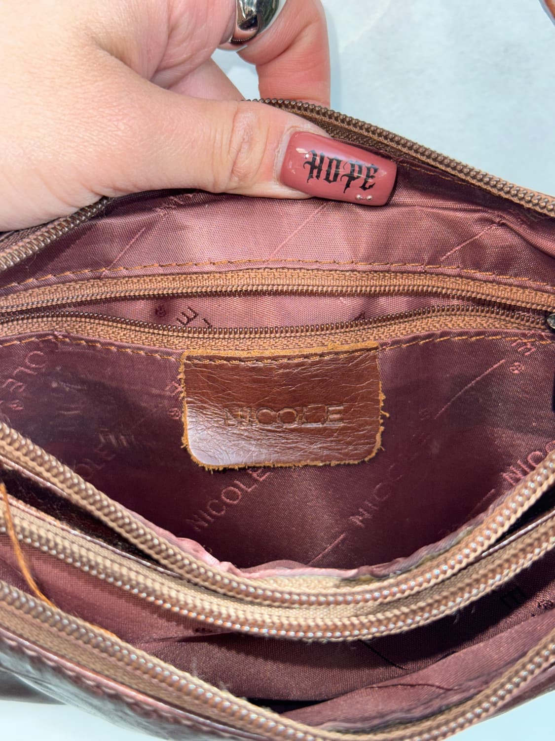 Nicole brown double pocket buckle 크로스백 상품이미지6