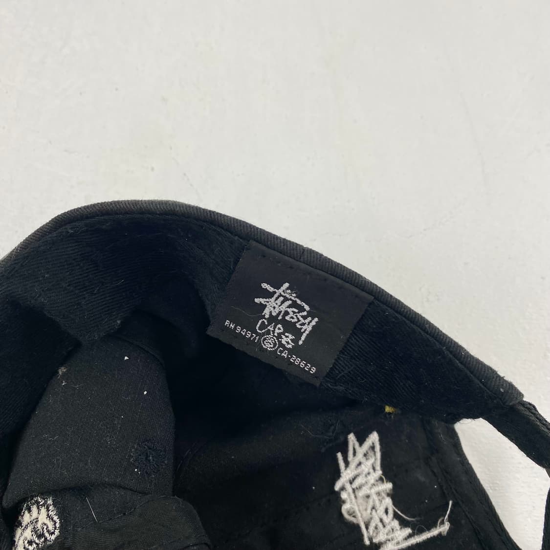 스투시 x 프레드페리 자수 볼 캡 ​ 상품이미지6