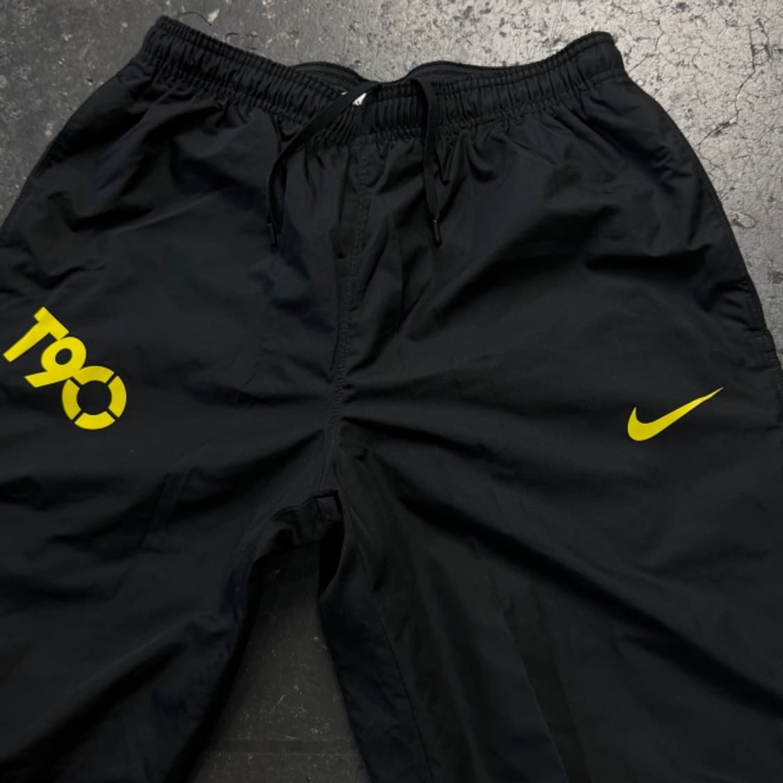 100 나이키 스톰핏 토탈90 나일론 팬츠 상품이미지2