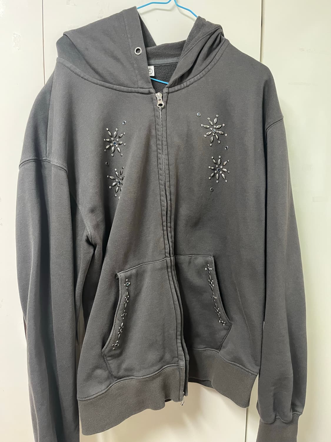 파르티멘토 우먼 젬스톤 후디 차콜 상품이미지2