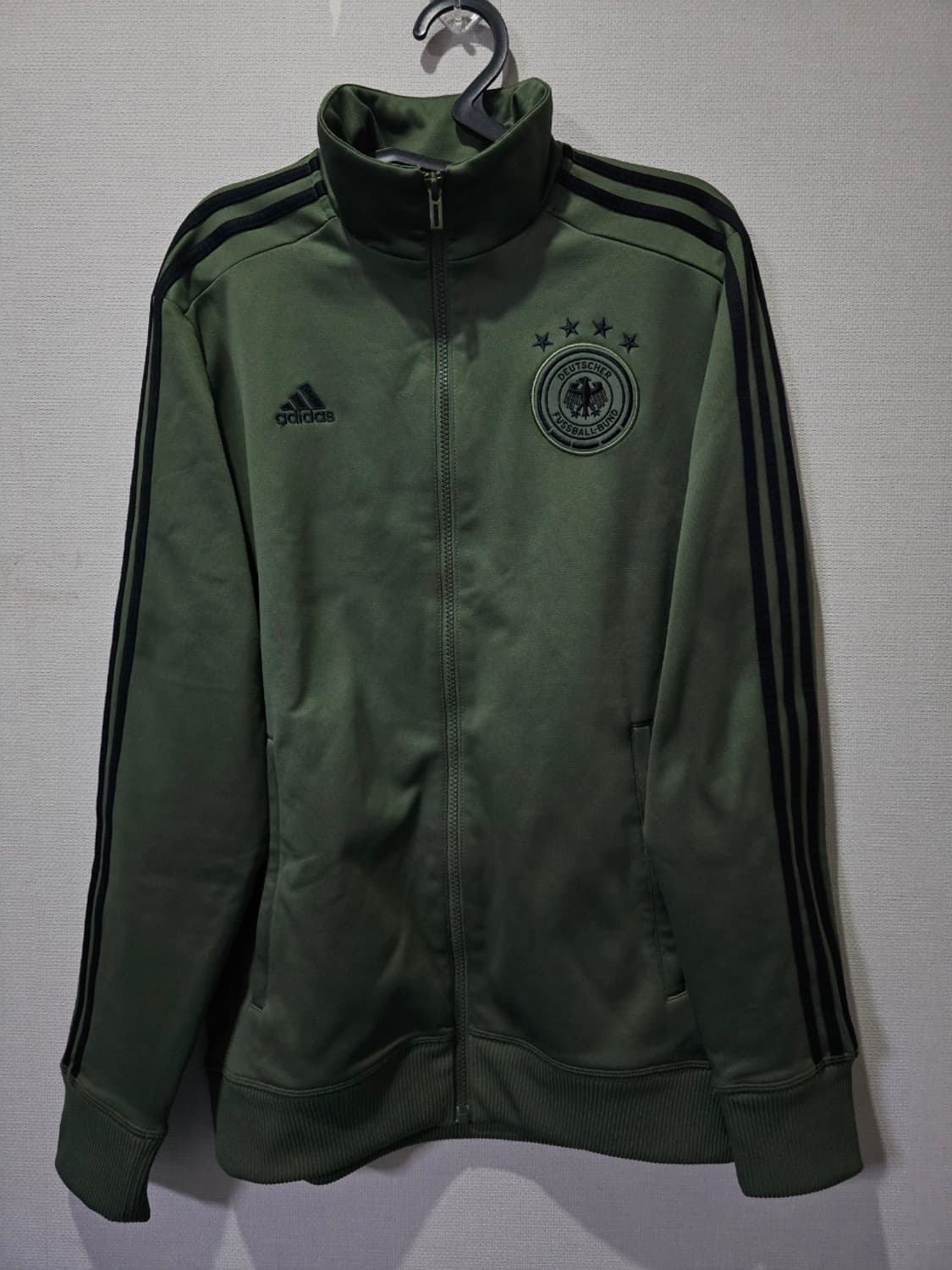 아디다스 독일 카키 져지 105/X 상품이미지1