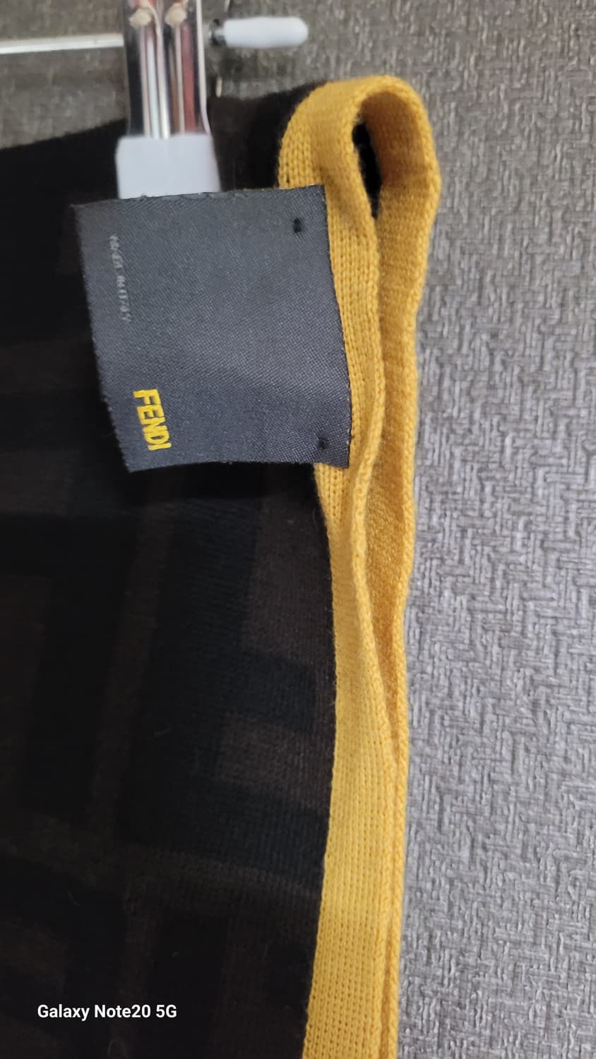 펜디 머플러 상품이미지3