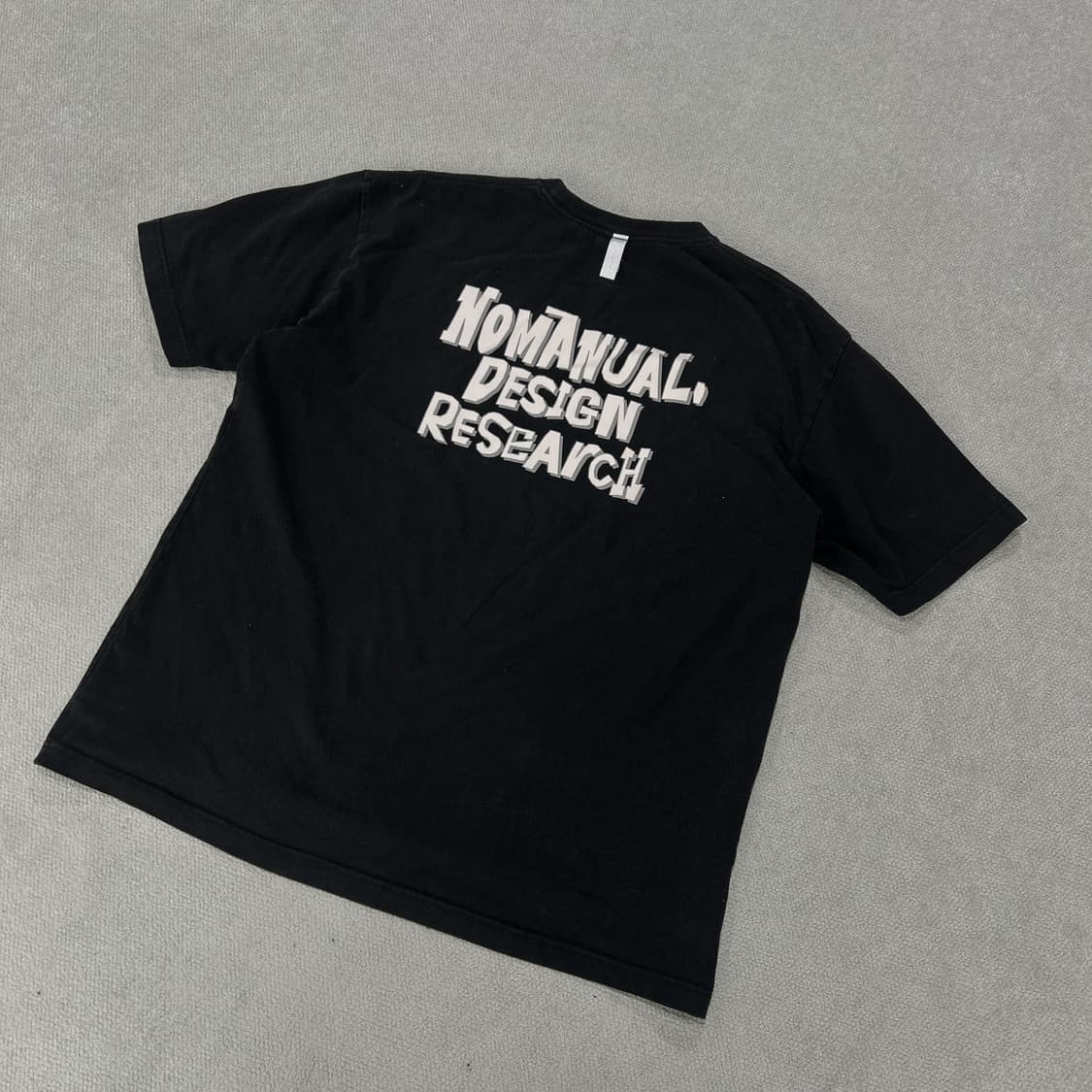 노매뉴얼 디자인 리서치 반팔 티셔츠 블랙 100 상품이미지4