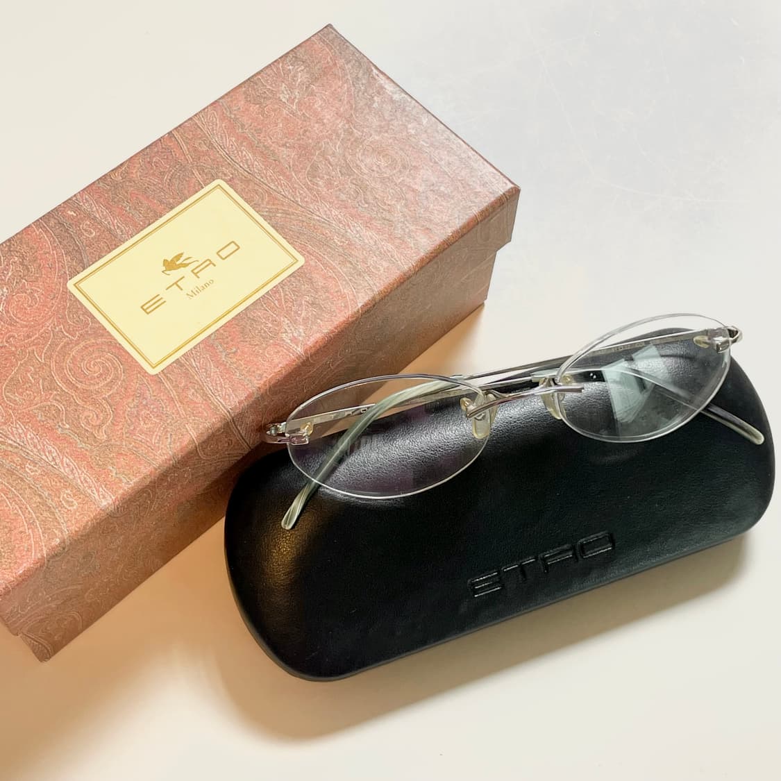 ETRO 이태리의 하우스 브랜드 에트로 사의 빈티지 무테 안경 판매합니다 상품이미지5