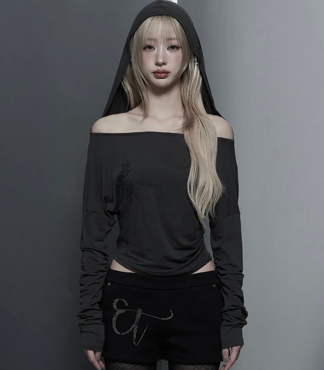 에트오소메 레터링 후디드 슬림핏 롱슬리브 탑 블랙 Free 상품이미지1