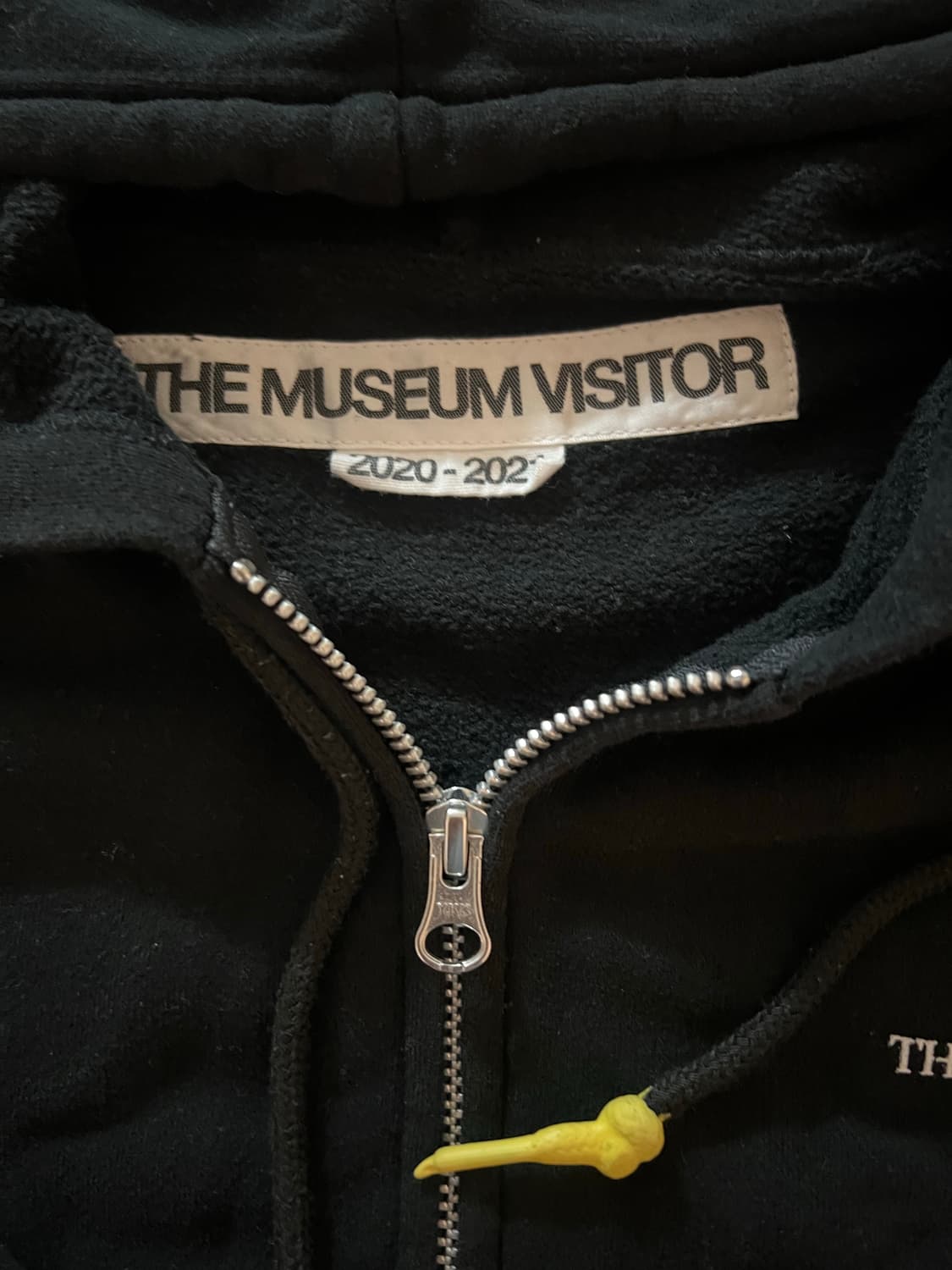 더 뮤지엄 비지터 후드집업 L 상품이미지2