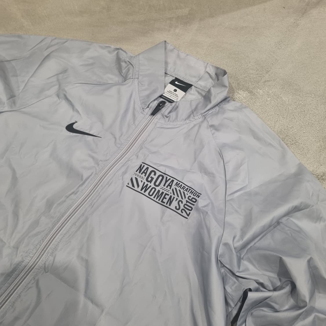 초희귀 일본 나이키 2016 나고야 우먼마라톤 바람막이 스텝전용 러닝 상품이미지2