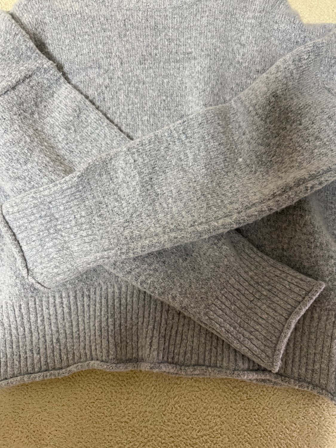 목폴라 터틀넥 니트 상품이미지2