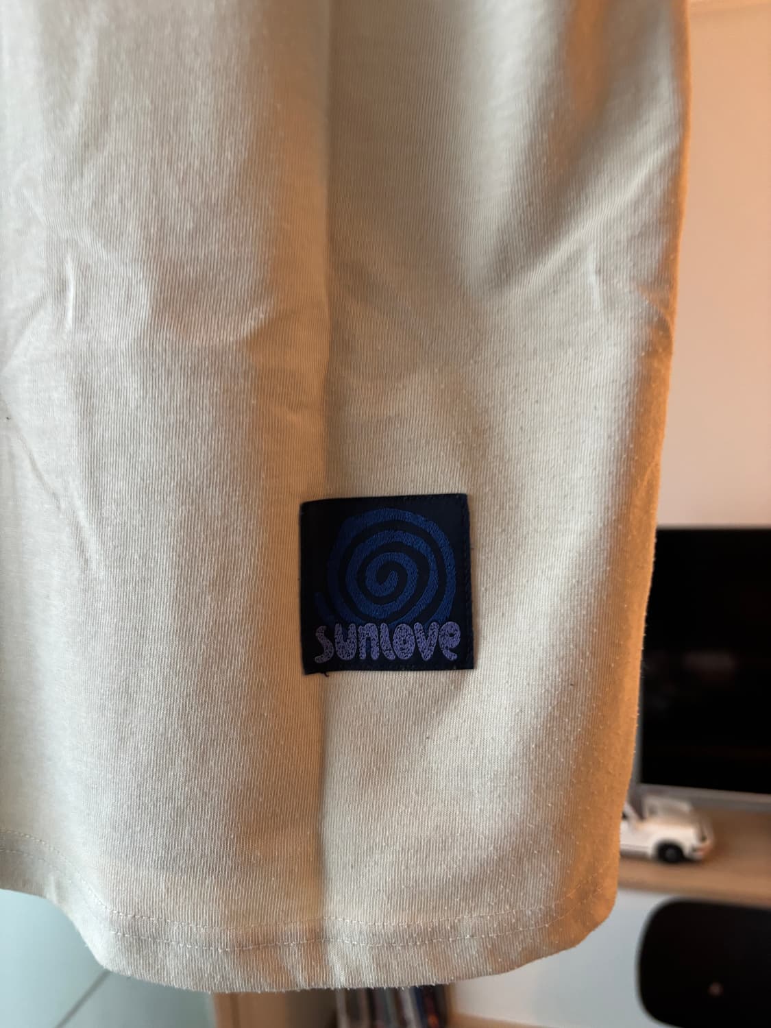 Sunlove 티셔츠 판매합니다 상품이미지4