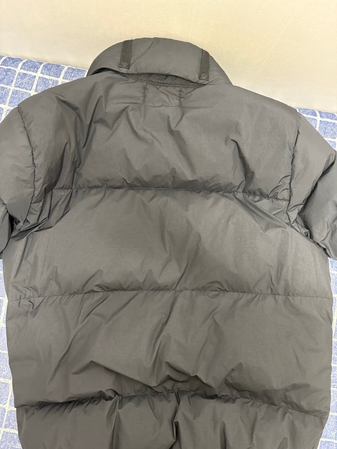 스톤아일랜드 논후드 크링클랩스 패딩S  상품이미지2