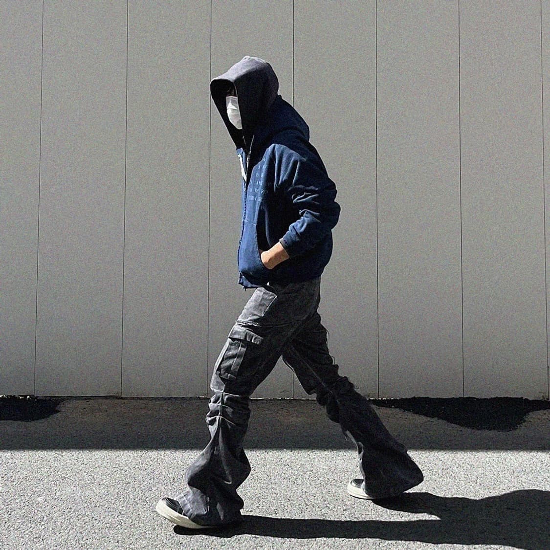 [착용 1회] AOP 에이옵 나팔 플레어 카고 팬츠 - 스톤 블랙 상품이미지7