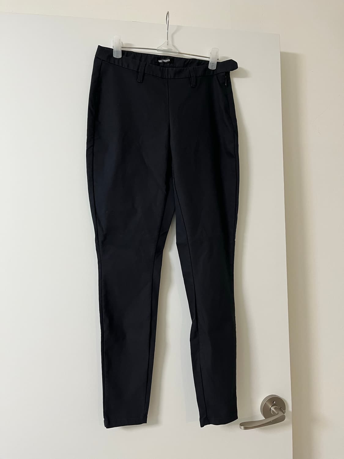 아크테릭스 팬츠 상품이미지1