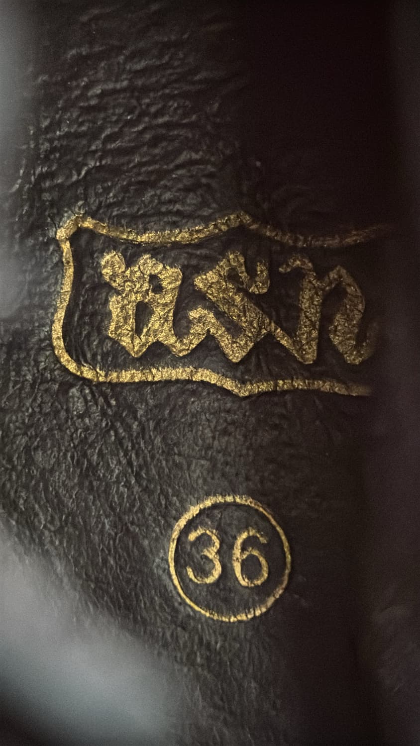 Limited Edition Chained Sneakers 상품이미지7