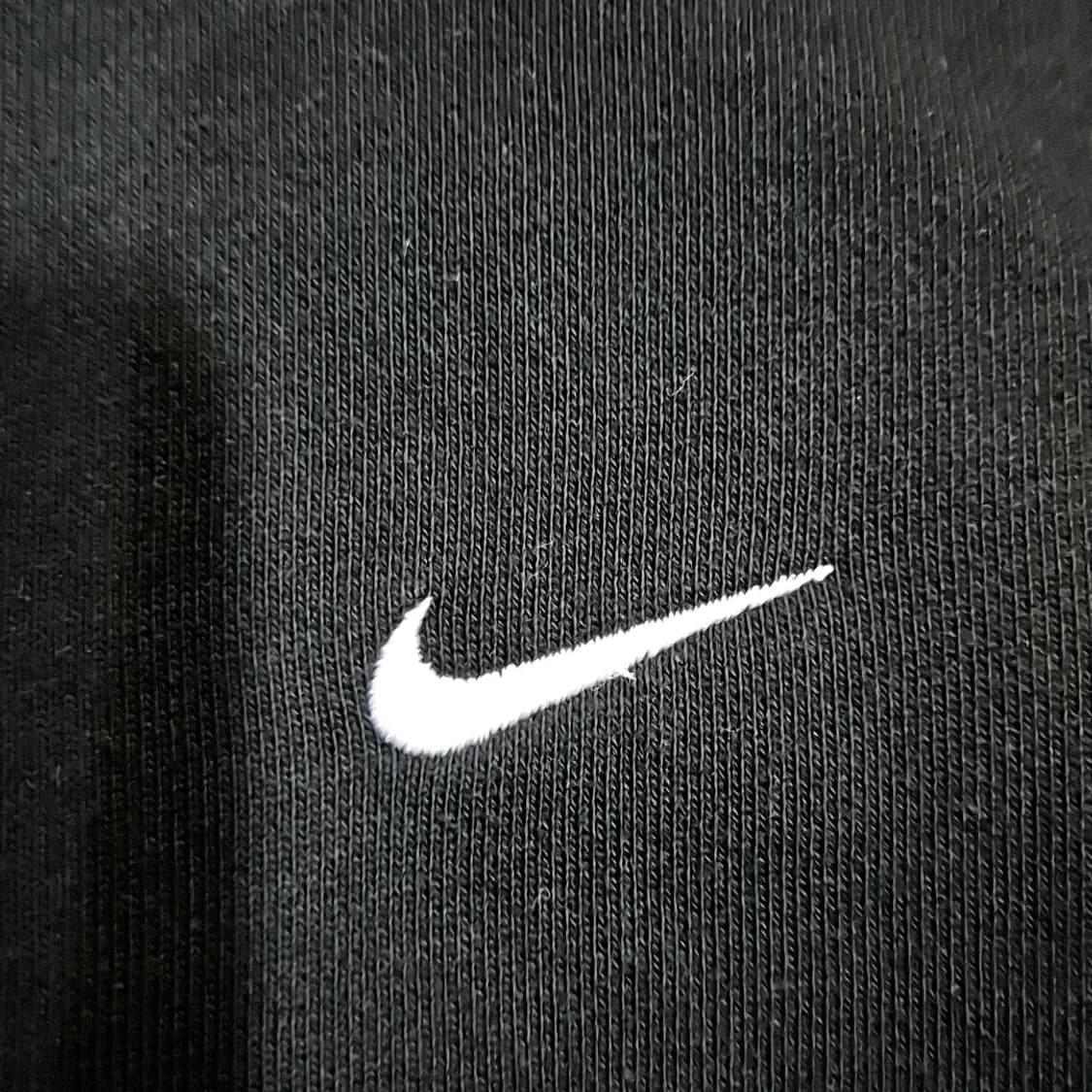 나이키 nrg 솔로스우시 맨투맨 상품이미지3