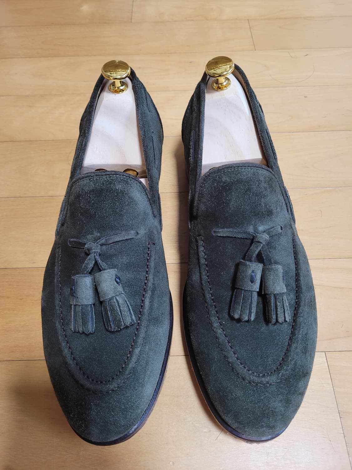 페라가모 트라메짜 테슬로퍼 상품이미지1