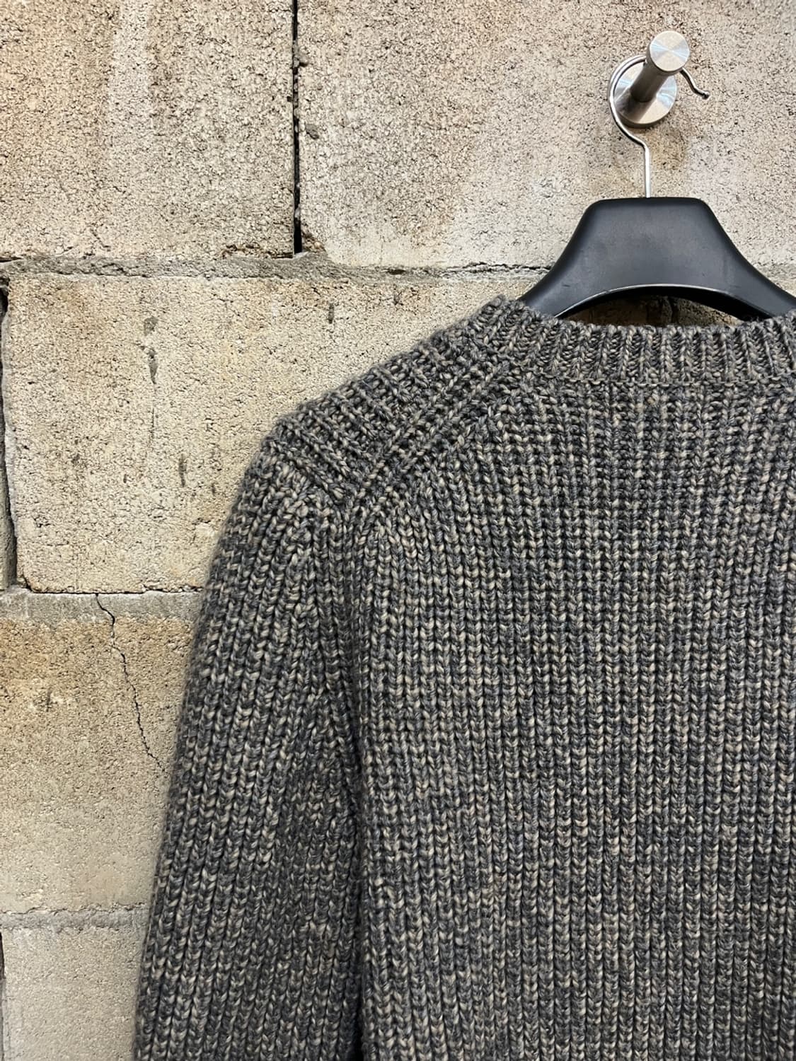 솔리드 옴므 크런키 울 크루넥 니트 상품이미지8