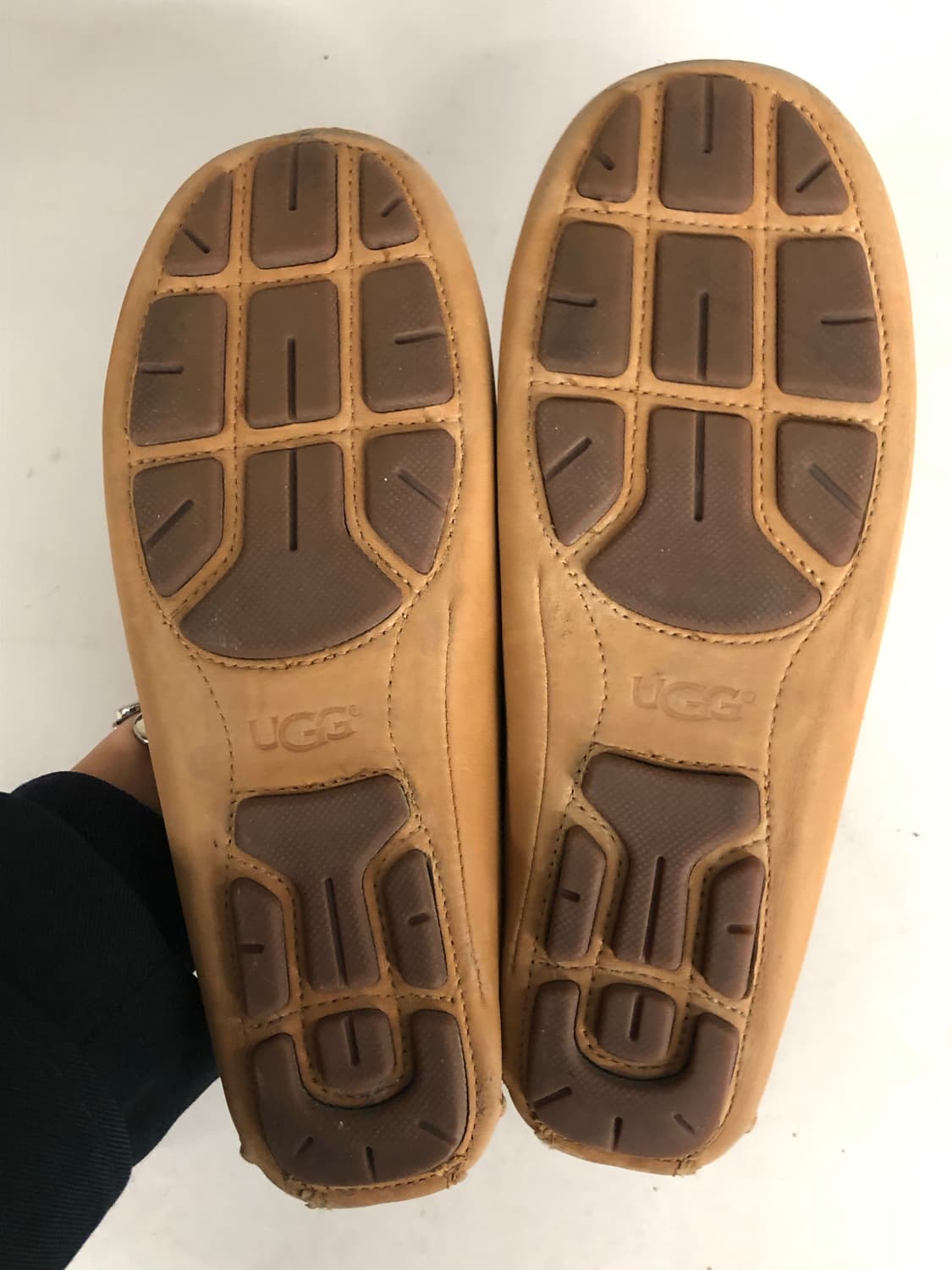 Ugg 스웨이드 로퍼 240 상품이미지4