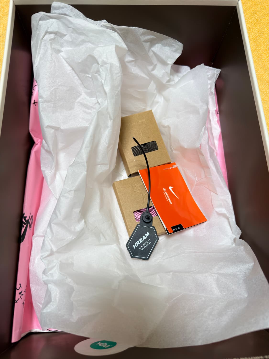 트래비스 스캇 벨벳 브라운 앤 다크모카 285사이즈 상품이미지6