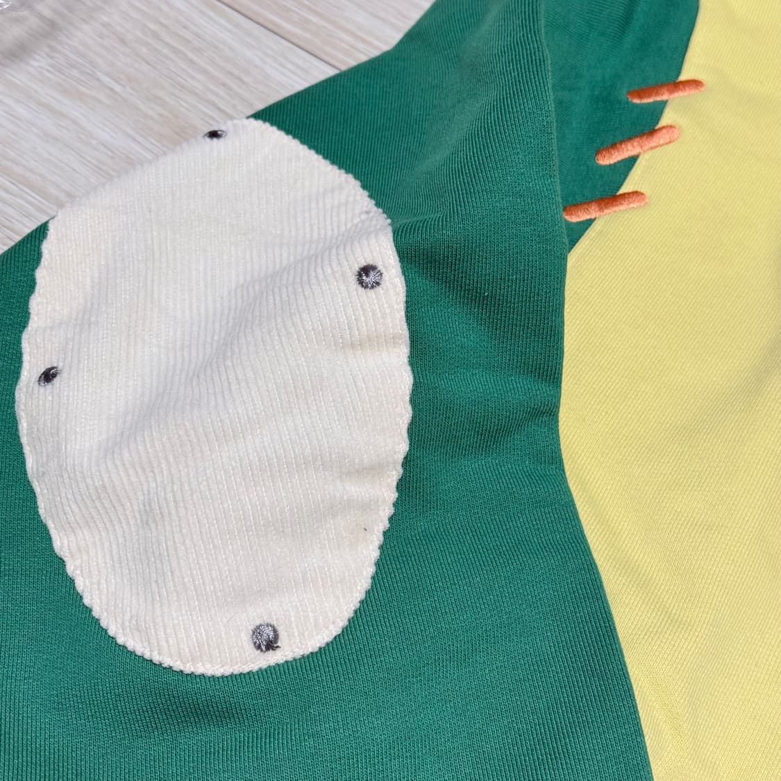 Adidas 아디다스  자수 스웻셔츠 HC0348 상품이미지6