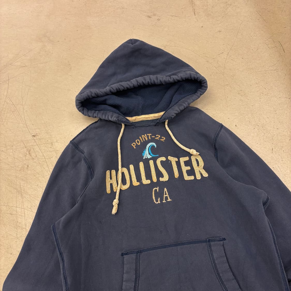 홀리스터 빅로고 네이비 후드티 상품이미지2