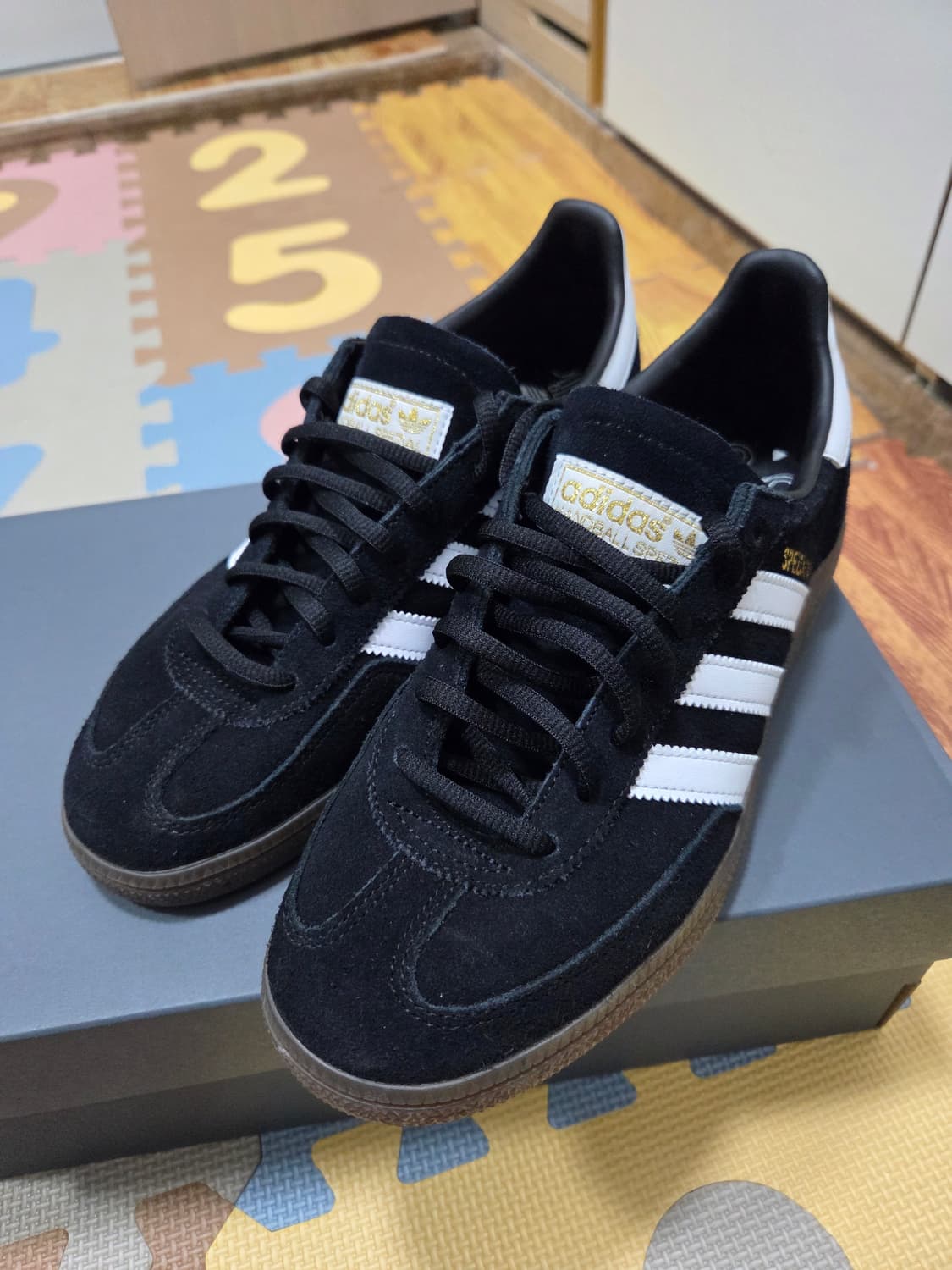 아디다스 핸드볼스페지알 블랙 DB3021 -255 사이즈 상품이미지1