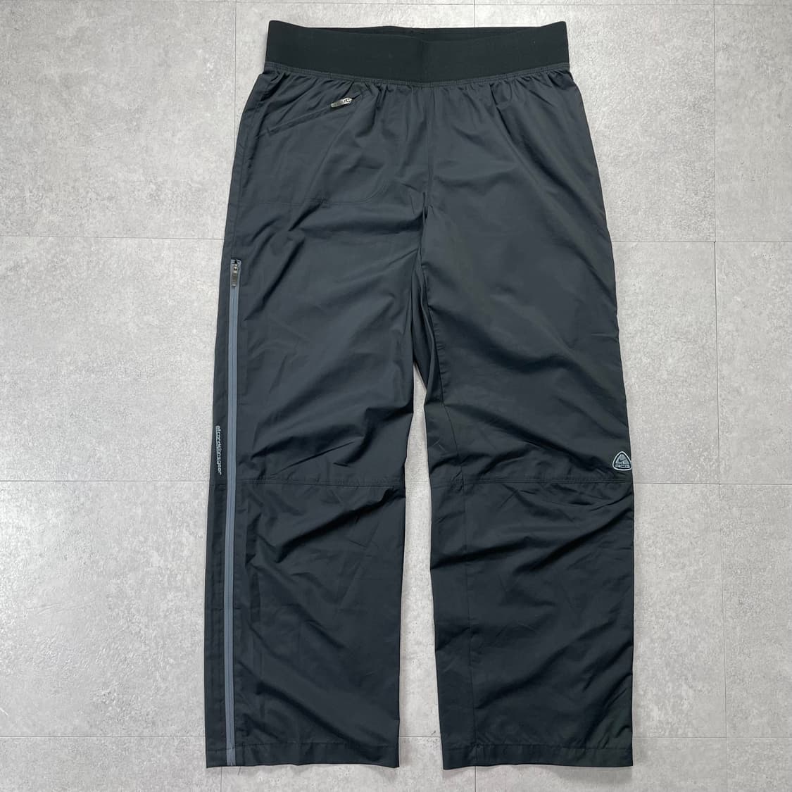 나이키 ACG 트랙팬츠 상품이미지1