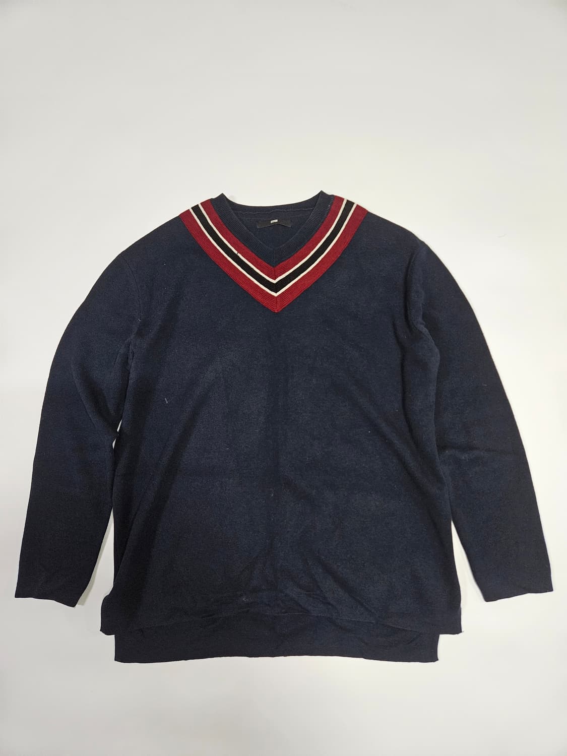 시스템 브이넥 니트 상품이미지1