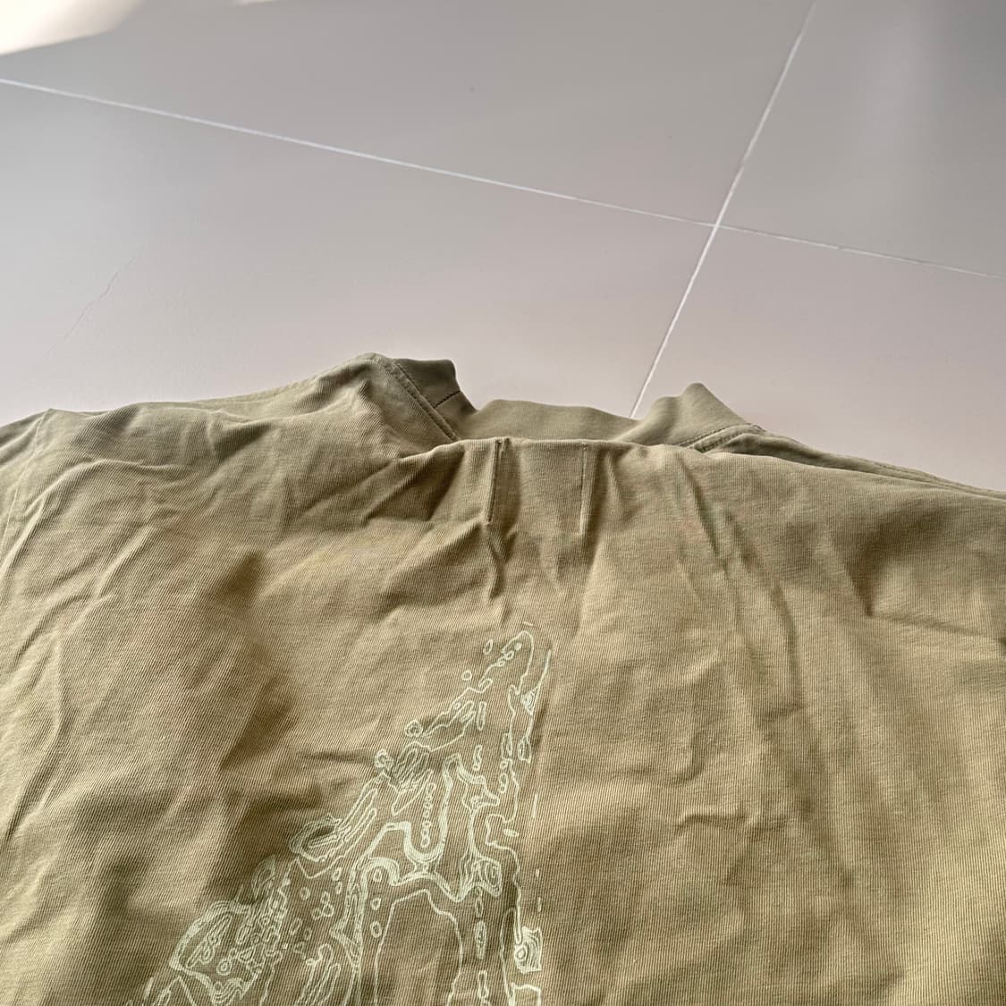 Roa long sleeve M사이즈 팝니다. 상품이미지6