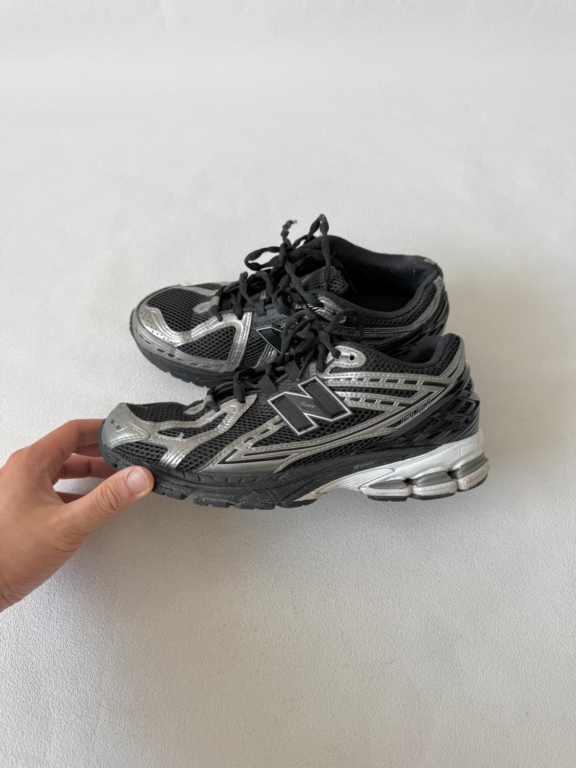 [260]뉴발란스(new balance) 1906R 블랙 상품이미지1