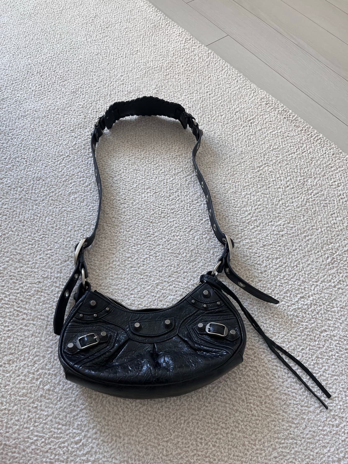 발렌시아가 르카골 xs 블랙 숄더백 상품이미지1