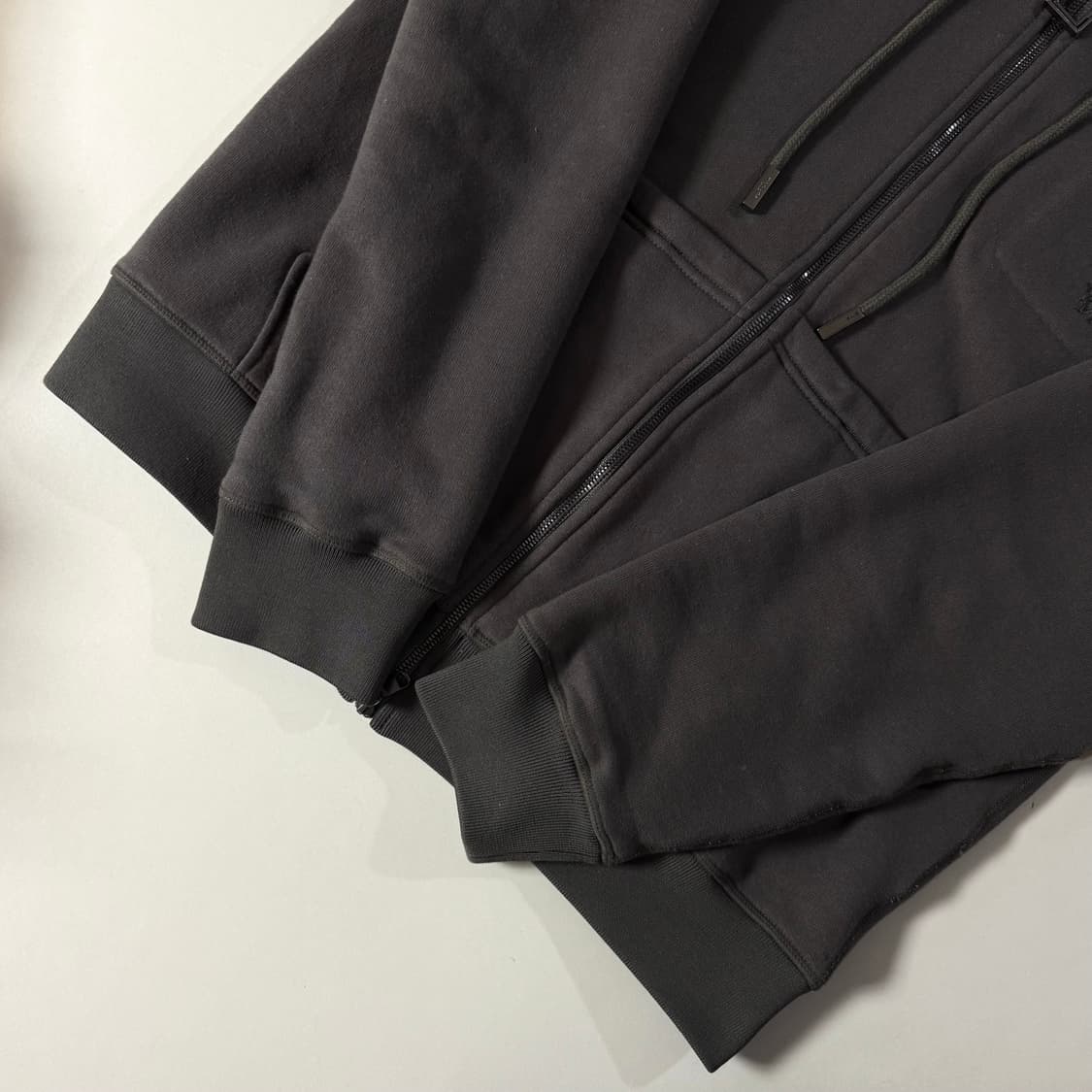 [백화점판/당일출고]우영미 백로고 후드집업 상품이미지3