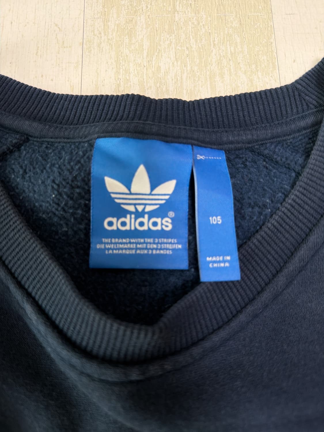 아디다스 맨투맨 상품이미지3