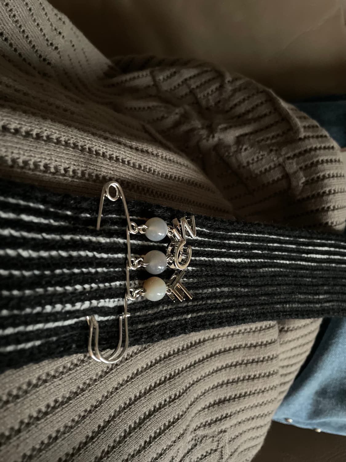 Feng Chen wang sheepswool scarf 상품이미지4