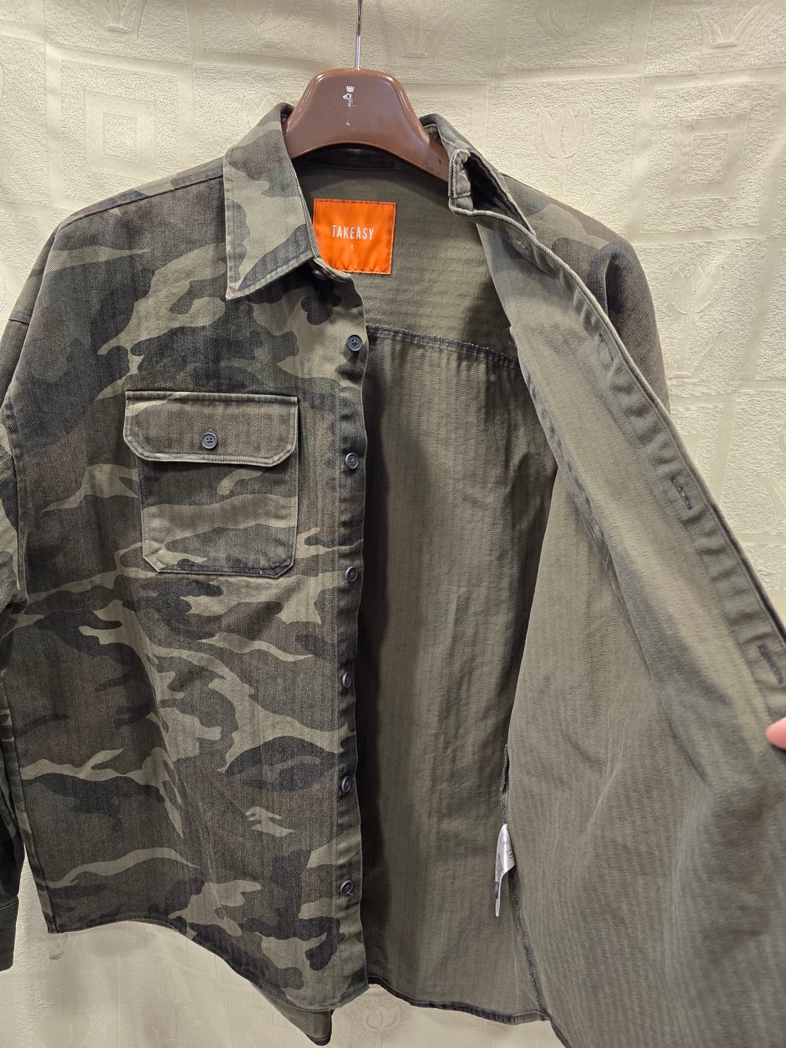 테이크이지 TAKEASY 카모플라쥬 셔츠  남방 90~95 상품이미지6
