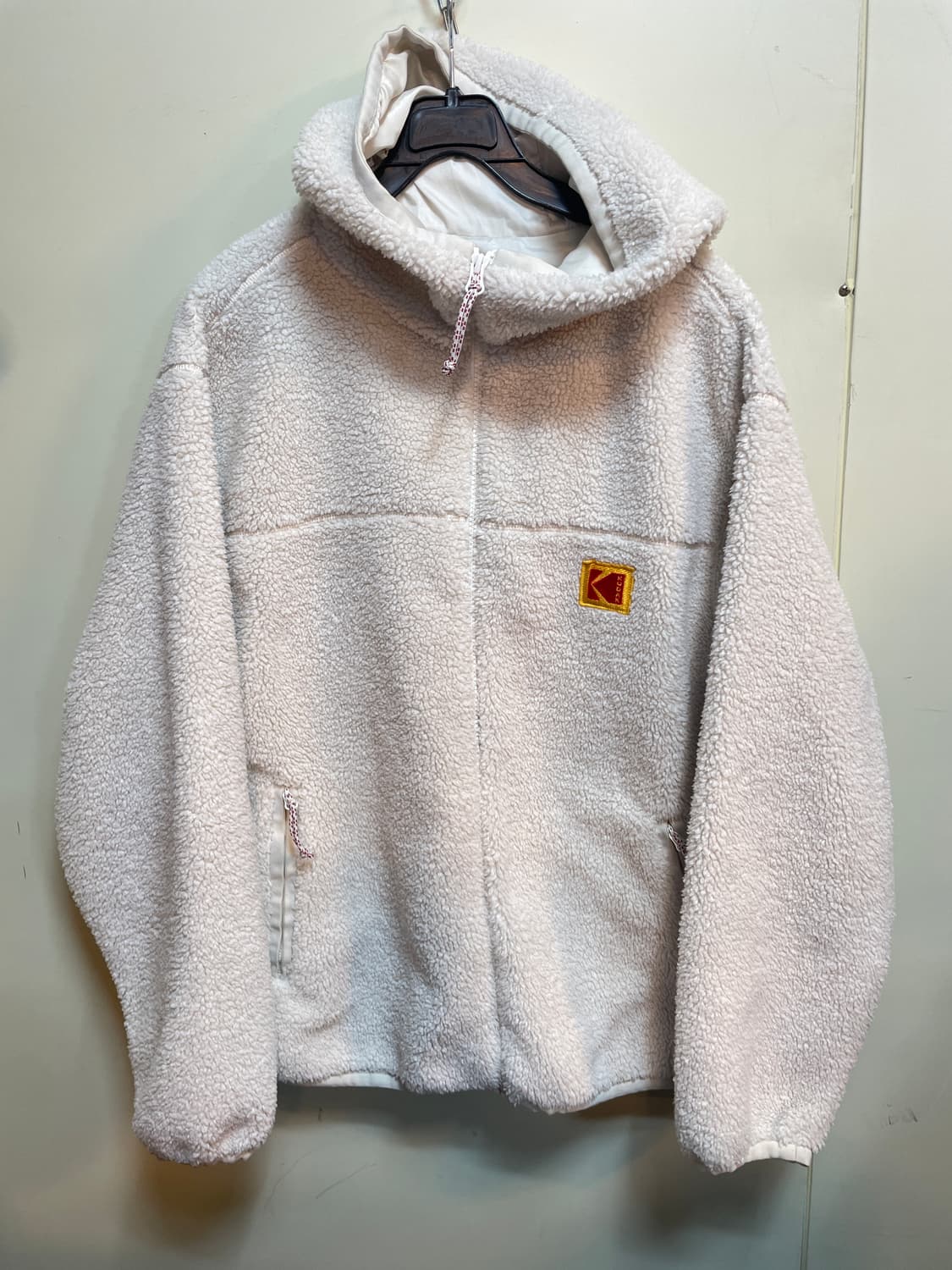 코닥 뽀글이 후드 집업 상품이미지1