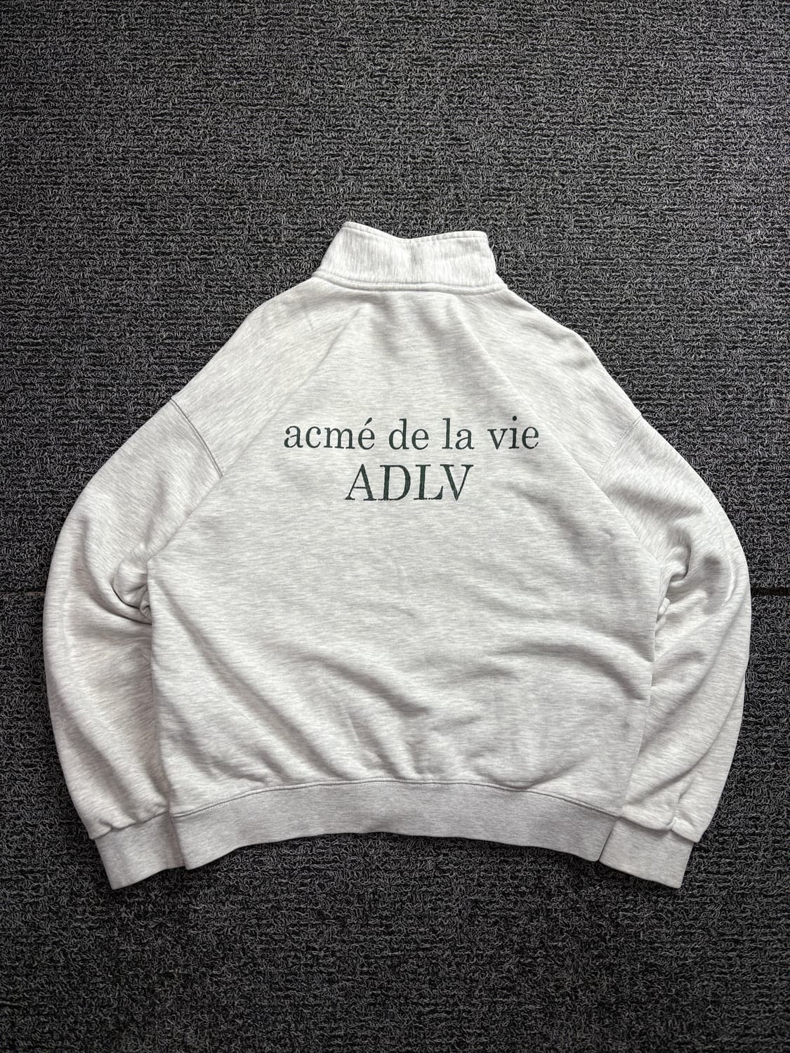 아크메드라비 빅로고 스웻 반집업 2366 상품이미지5