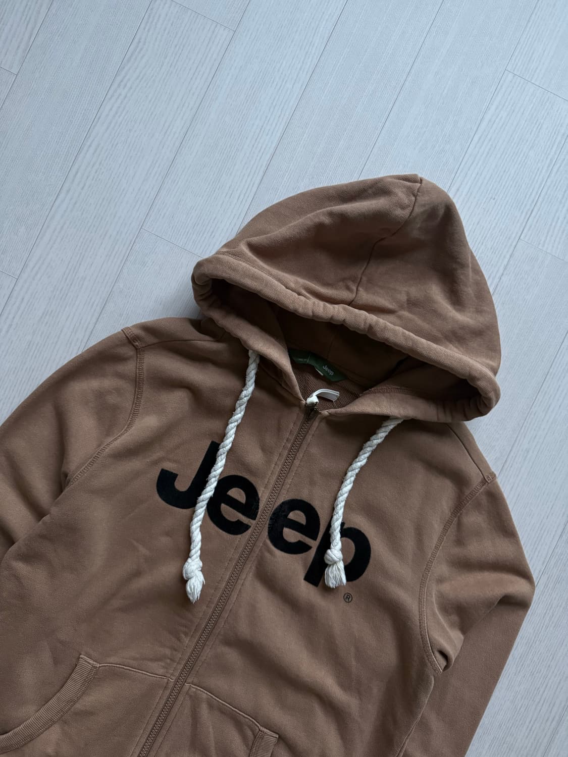 지프 중앙 로고 써멀 카멜 후드집업 상품이미지7